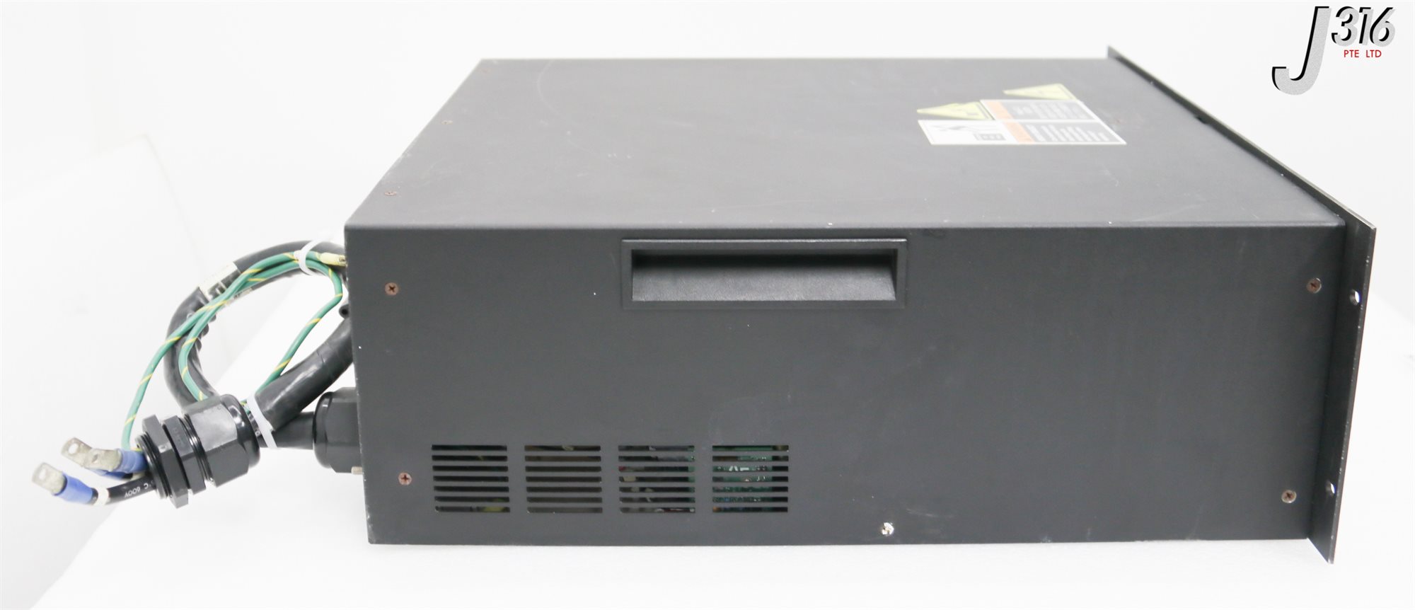 29663 ADVANCED ENERGY RF GENERATOR, AMAT P/N: 0190-76008